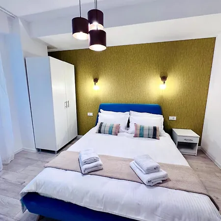 Loft With Garden View And Garage * בראשוב