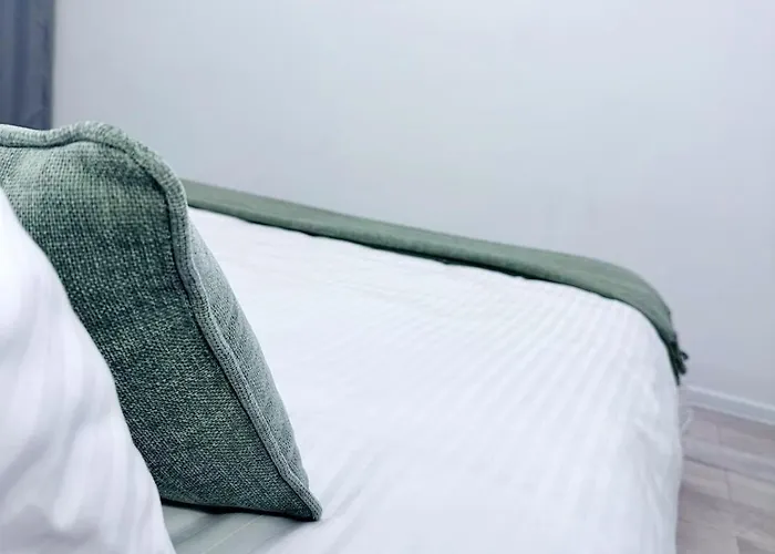 Loft With Garden View And Garage