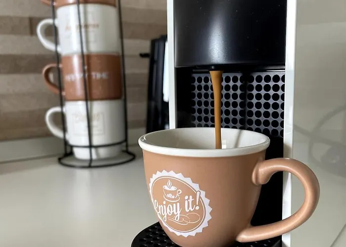 公寓 Loft With Garden View And Garage