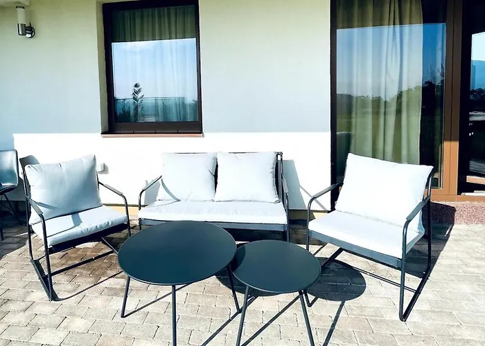 Loft With Garden View And Garage *