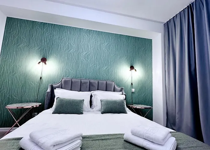 Loft With Garden View And Garage *